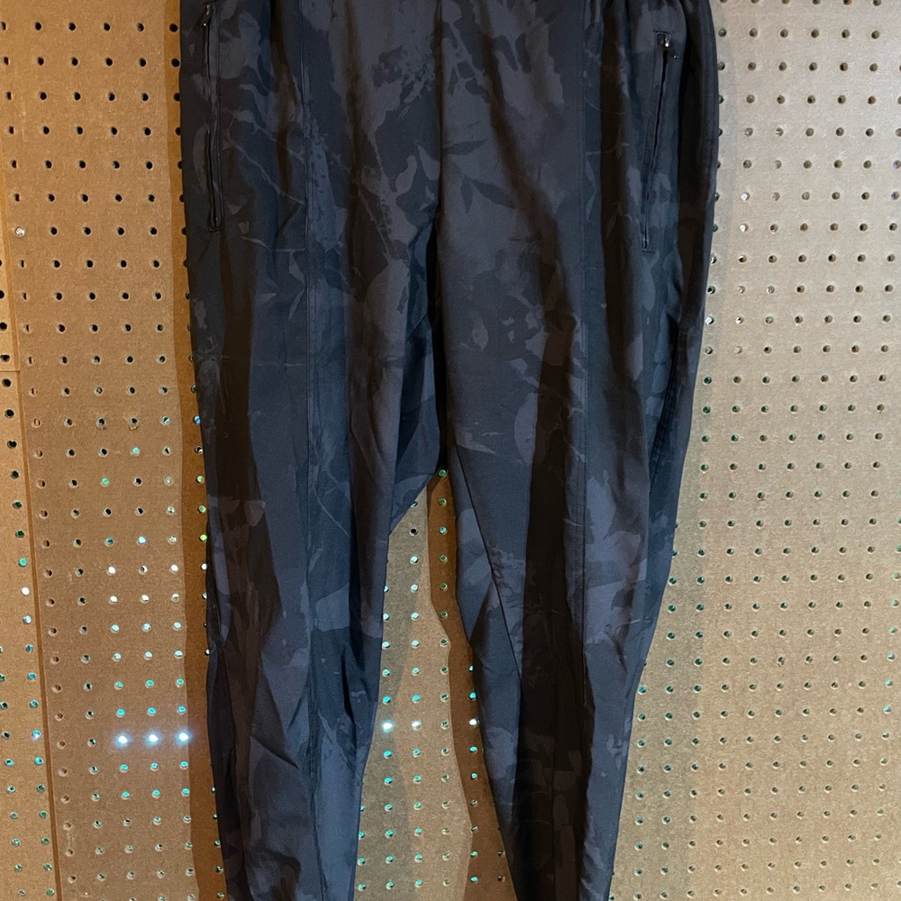 Relaxed Fit Black Workout Pants